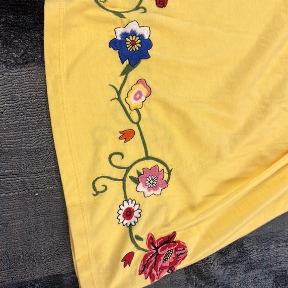 Embroidered Guess Sundress, Girls size L - Picture 4 of 7